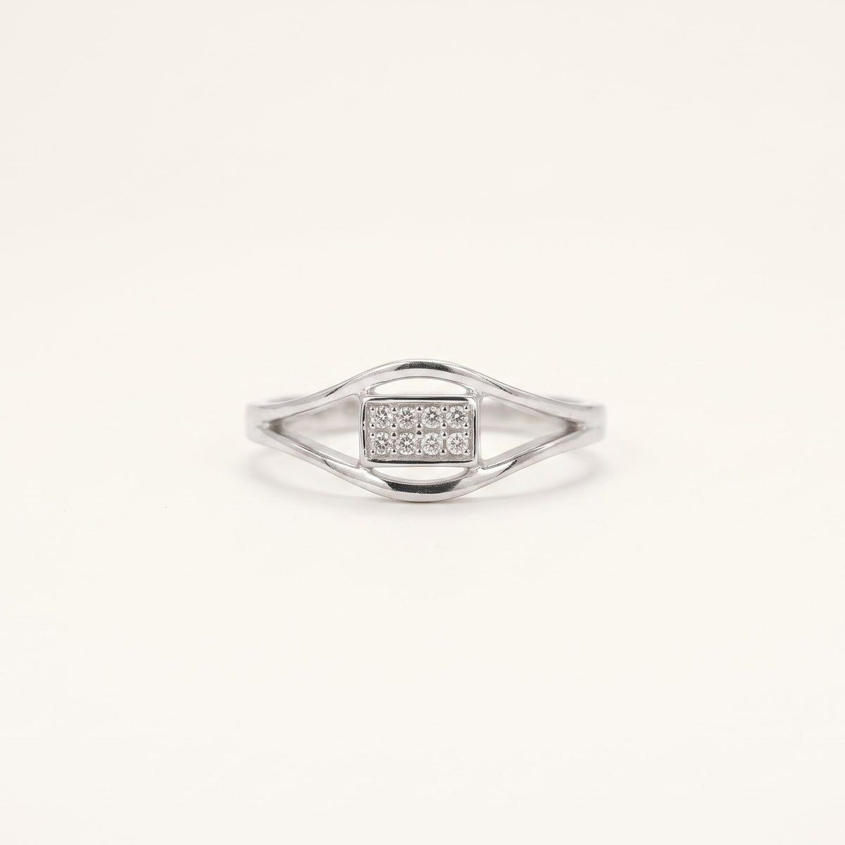 Elegant Oval Crystal Silver Ring with Geometric Openwork Design