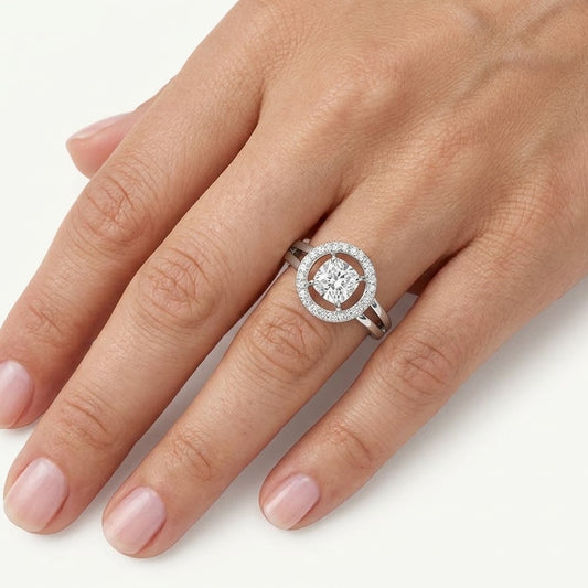 Elegant Silver Halo Ring with Sparkling Round Center Stone