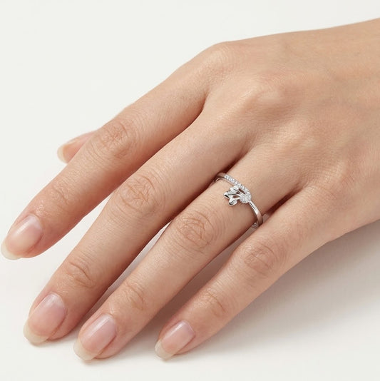 Elegant Silver Butterfly Ring with Sparkling Pavé Detail