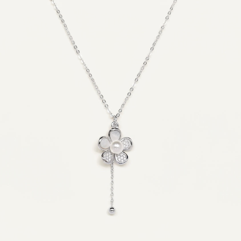 Elegant Flower Pearl Pendant Necklace – Silver Tone