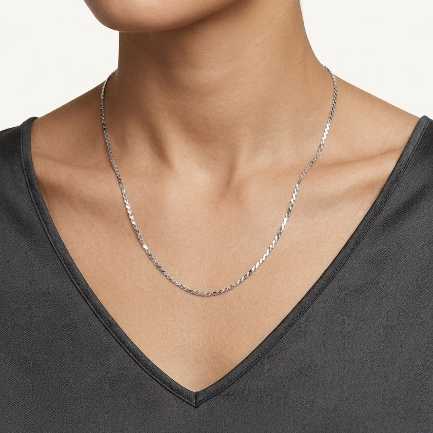 Delicate Silver Twisted Rope Chain Necklace