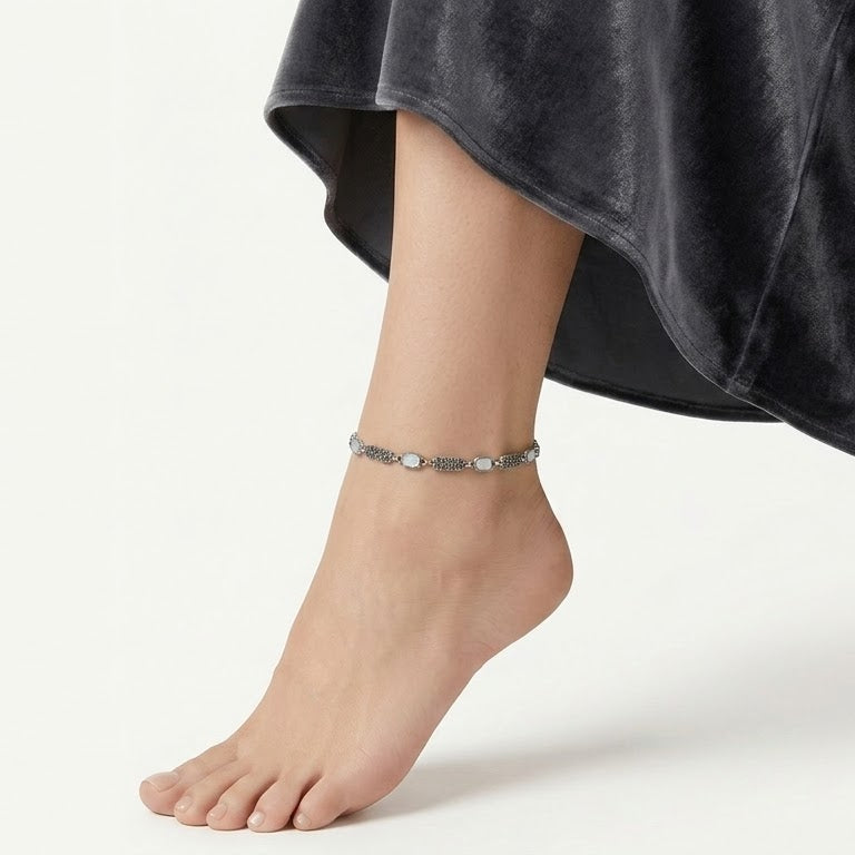 Mother-of-Pearl Style Textured Silver Anklet – Vintage Link Design