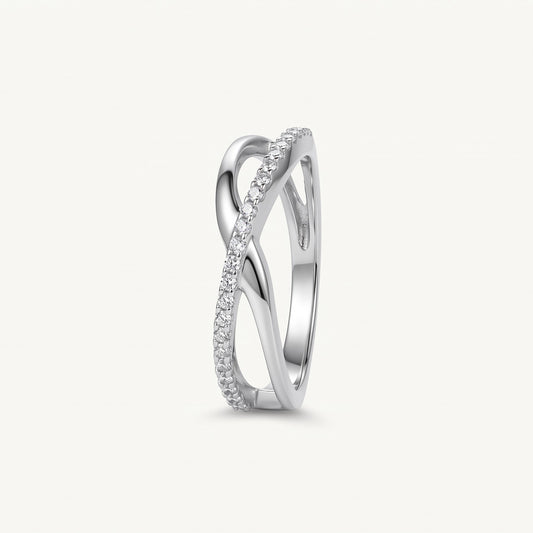 Elegant Silver Crossover Ring with Sparkling Crystal Details