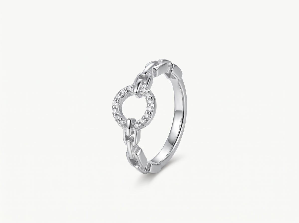 Elegant Silver Circle Link Ring with Sparkling Stones for Women
