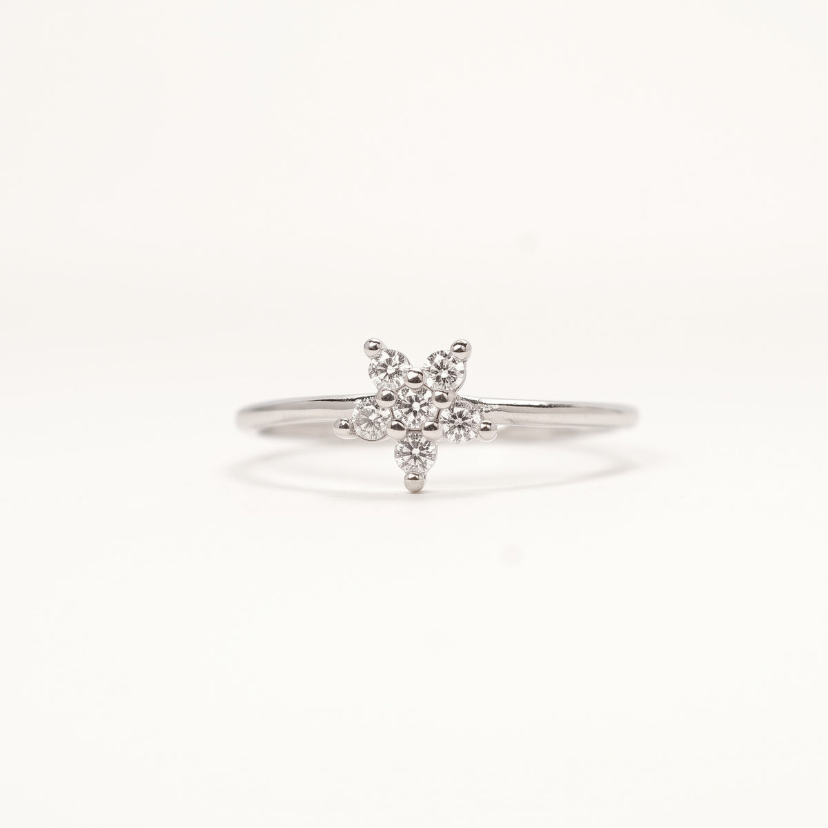 Elegant Floral Cluster Crystal Silver Ring with Sparkling Round Stones