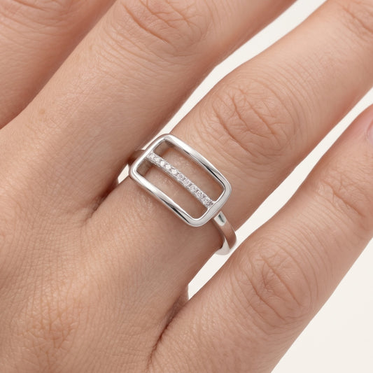 Elegant Silver Rectangular Ring with Sparkling Stone Detail