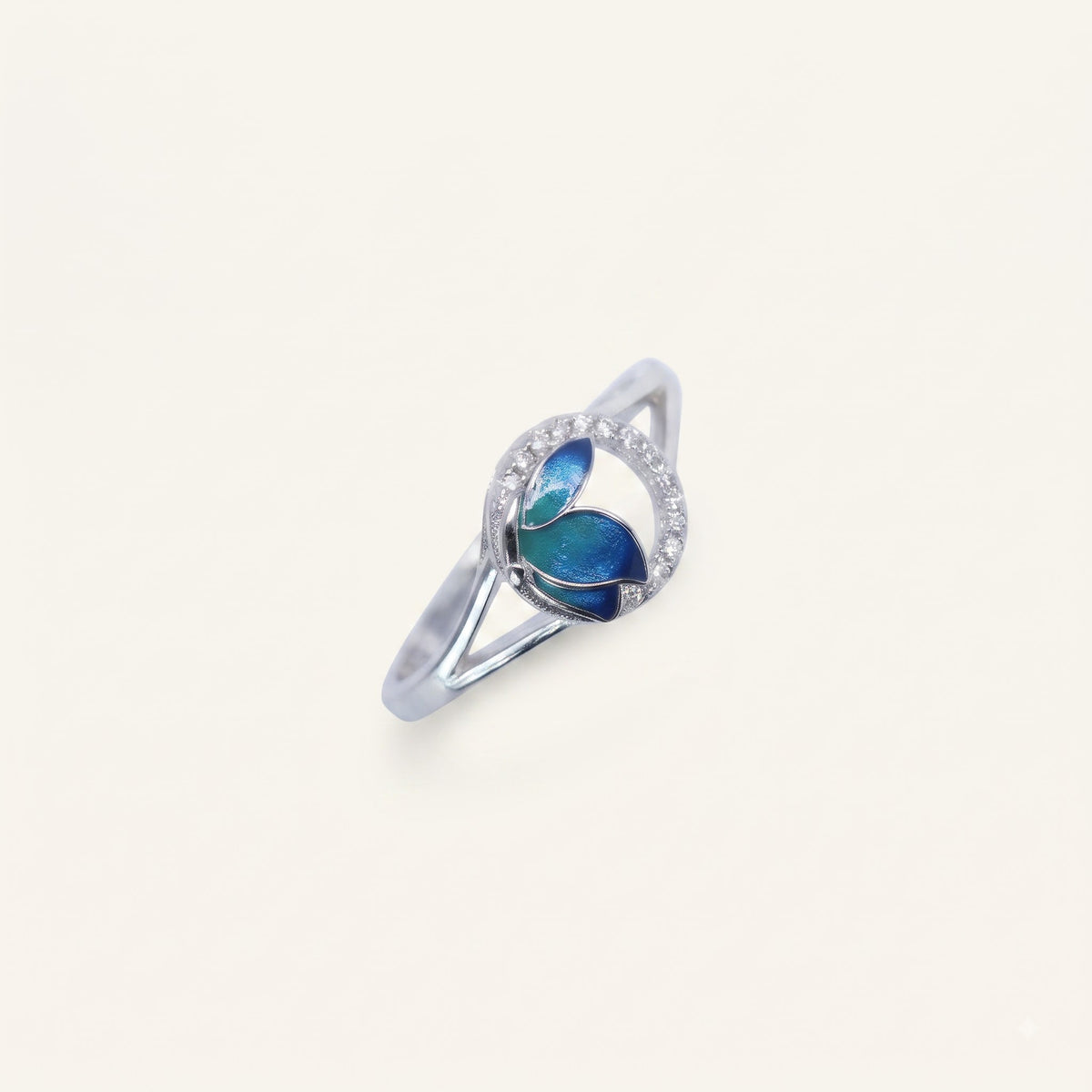 Elegant Blue & Green Floral Crystal Ring – Silver-Tone Statement Ring for Women