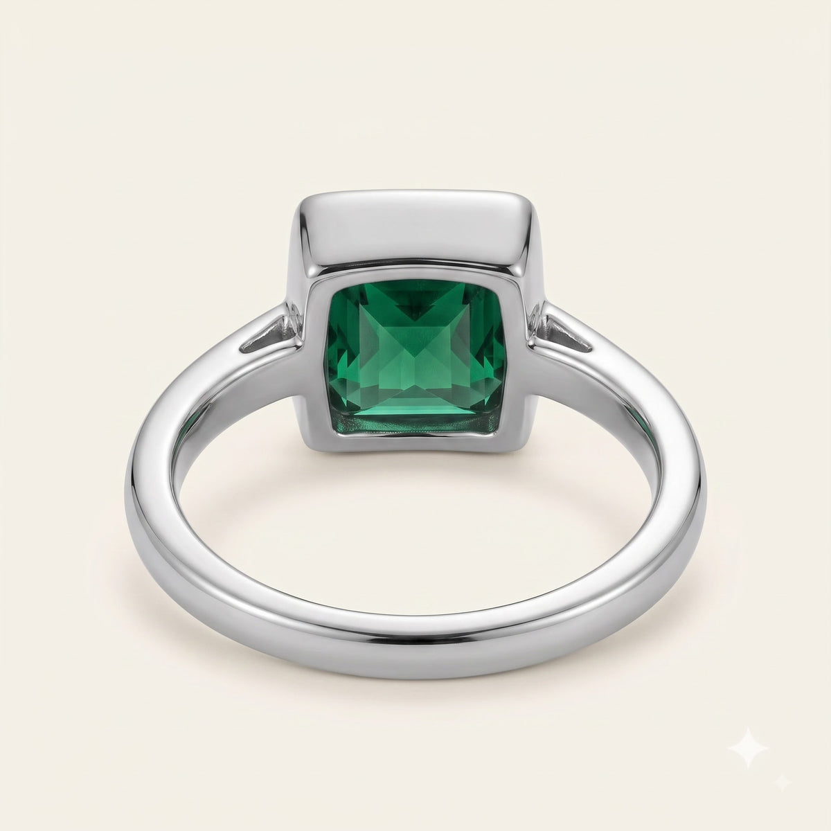 Emerald Green Square Solitaire Ring with Polished Silver-Tone Band