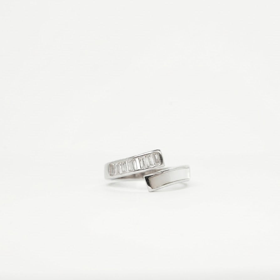 Elegant Baguette Crystal Open Crossover Ring for Women