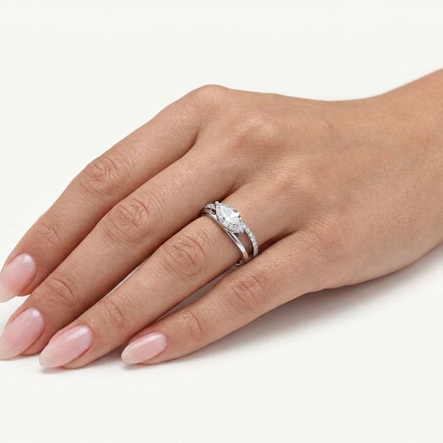 Elegant Marquise-Cut Crystal Ring with Sparkling Halo Accents
