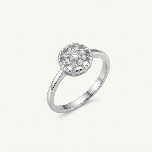 Elegant Round Cluster Crystal Silver Ring with Sparkling Halo Design