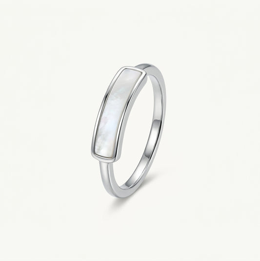 Elegant Silver Ring with Mother of Pearl Style Inlay