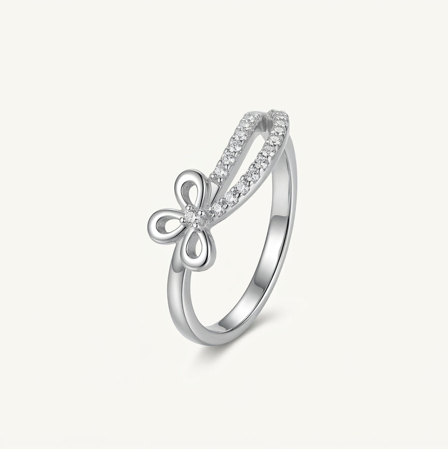 Elegant Silver Bow Ring with Sparkling Stone Accents
