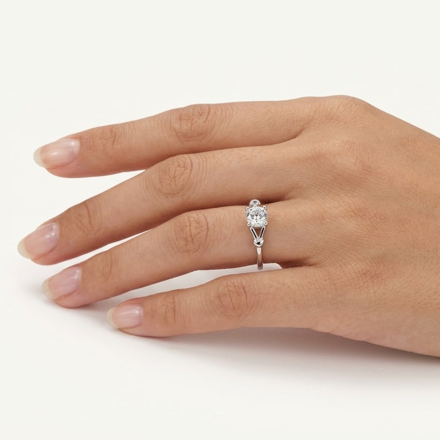 Elegant Rectangular Solitaire Ring with Clear Baguette-Cut Stone