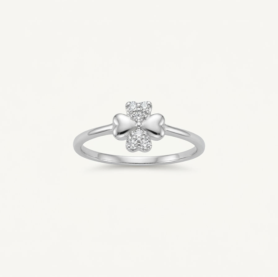 Elegant Silver Floral Heart Ring with Sparkling Crystal Accents