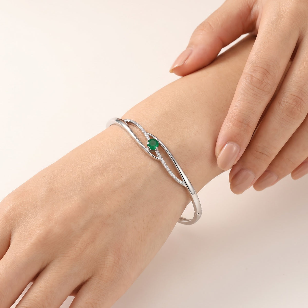 Elegant Silver Green Stone Bangle Bracelet