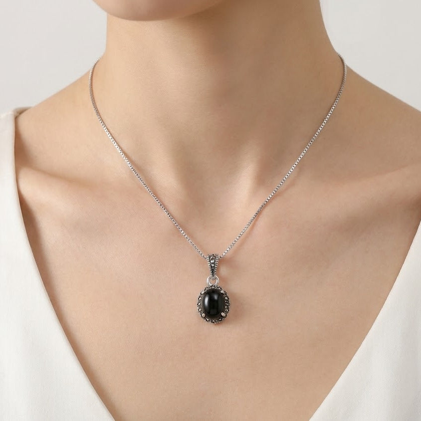 Silver Black Oval Stone Pendant Necklace