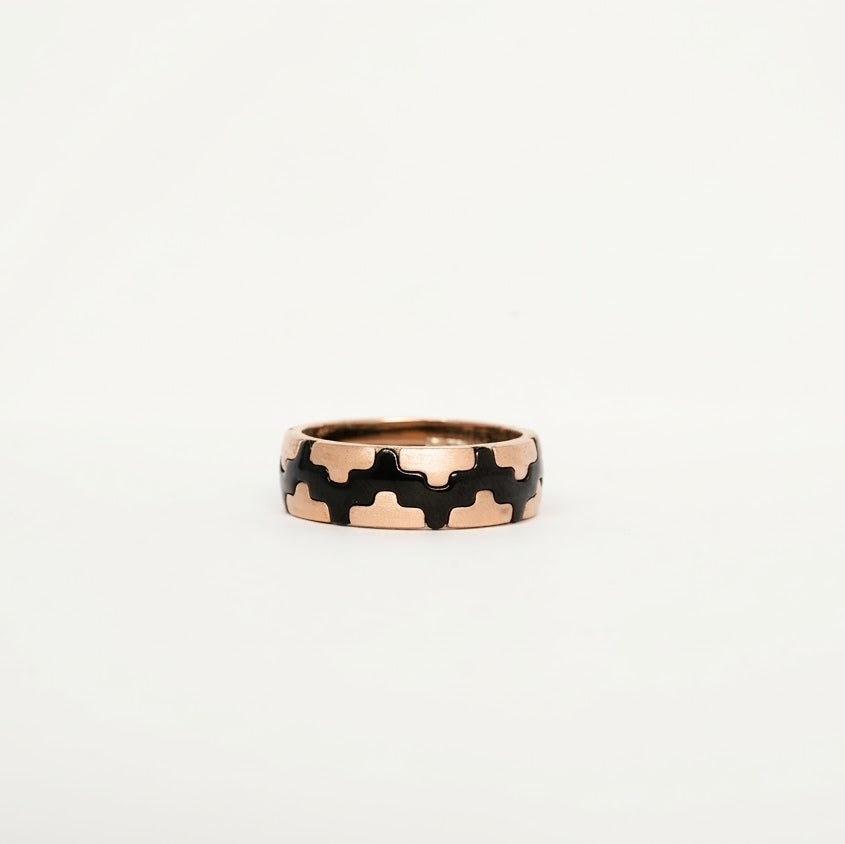 Rose Gold & Black Puzzle Pattern Ring