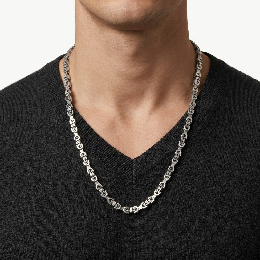Silver U-Link Chain Necklace with Modern Geometric Design