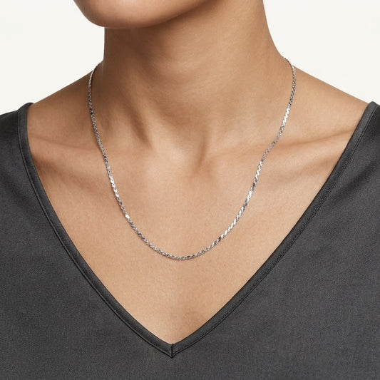 Delicate Silver Twisted Rope Chain Necklace