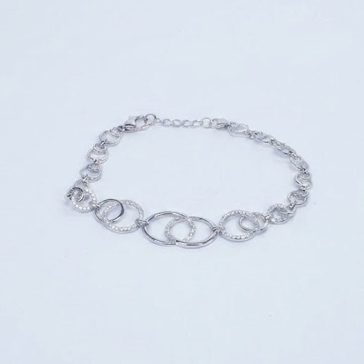 Silver Interlocking Circle Bracelet with Sparkling Accents