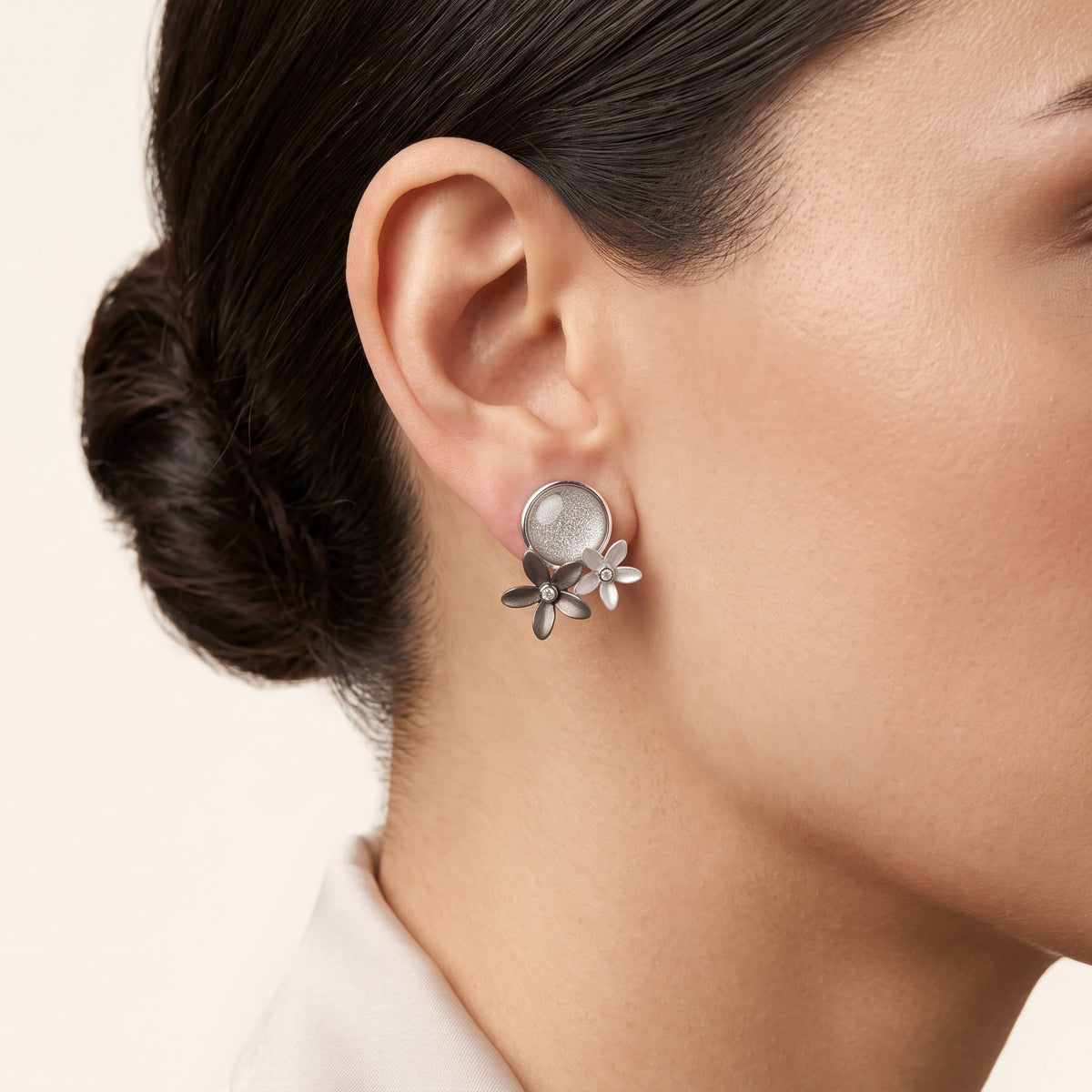 Elegant Floral Necklace & Earrings Set with Textured Stone-Inspired Accents