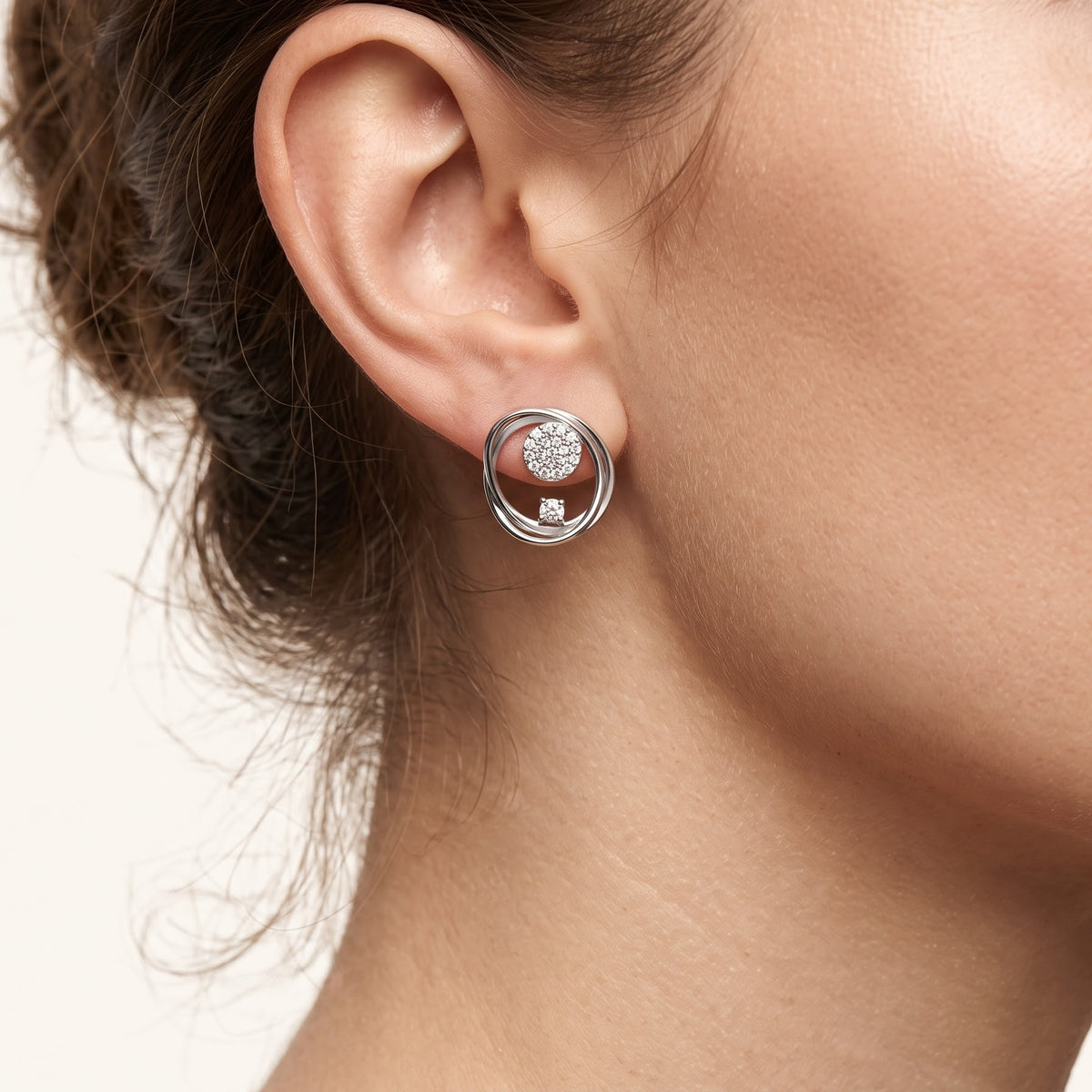 Elegant Circular Pavé Pendant Necklace & Earrings Set