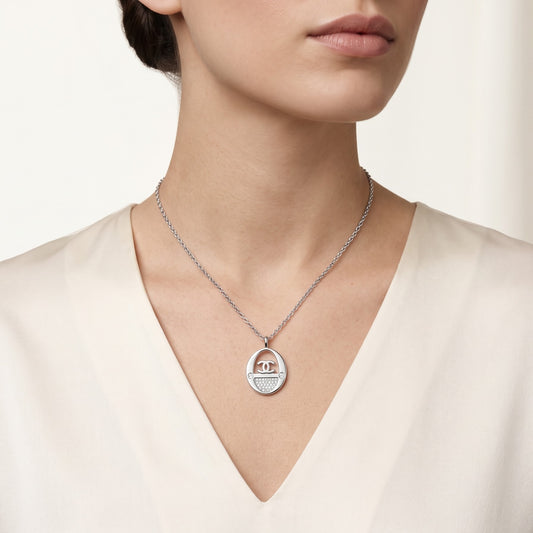 Elegant Oval Crystal Pendant Necklace & Matching Earrings Set