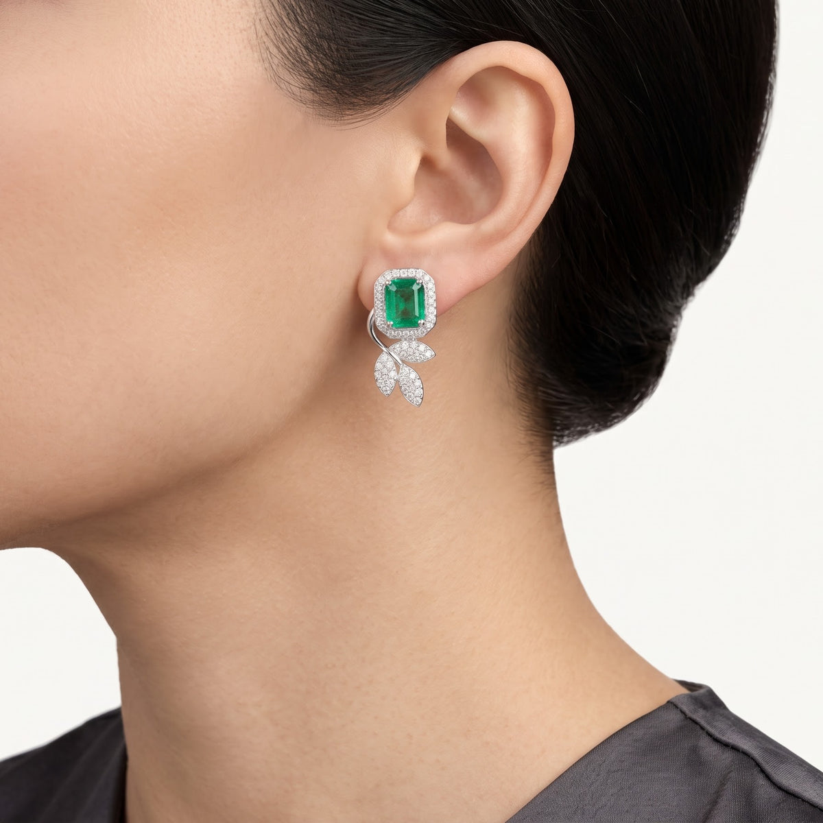 Emerald Green Necklace & Earrings Set – Leaf Design Jewellery