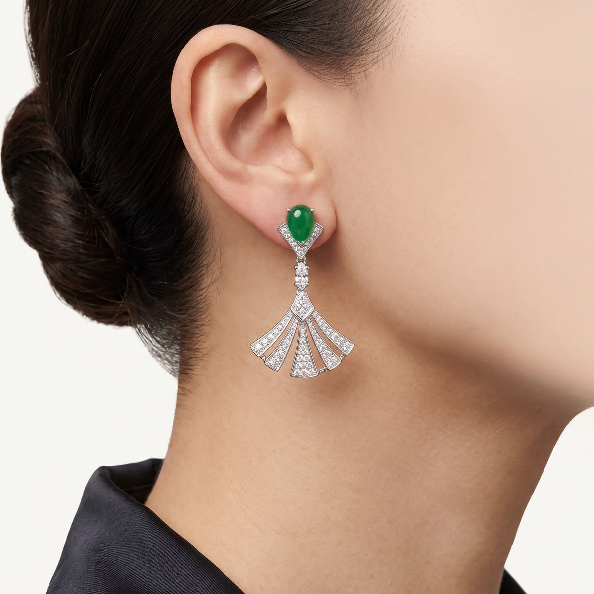 Emerald Necklace & Earrings Set