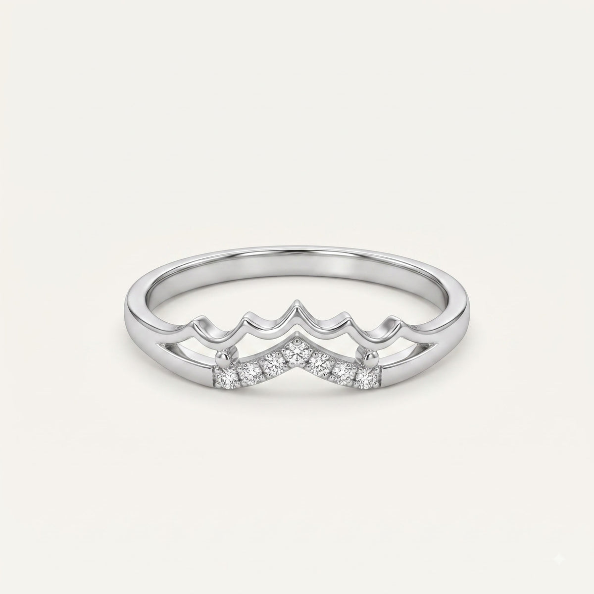 Elegant Wave-Edge Crystal Band Ring with Sparkling Accents