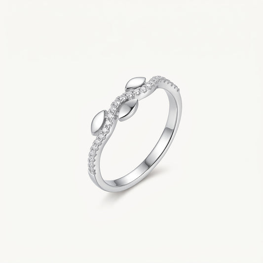Elegant Silver Leaf-Inspired Pavé Ring with Sparkling Clear Stones