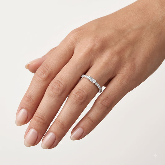 Elegant Silver Emerald-Cut Crystal Band Ring