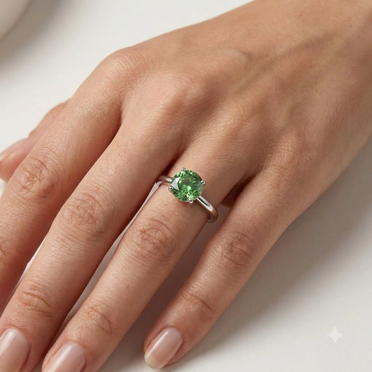 Elegant Green Round-Cut Crystal Solitaire Ring