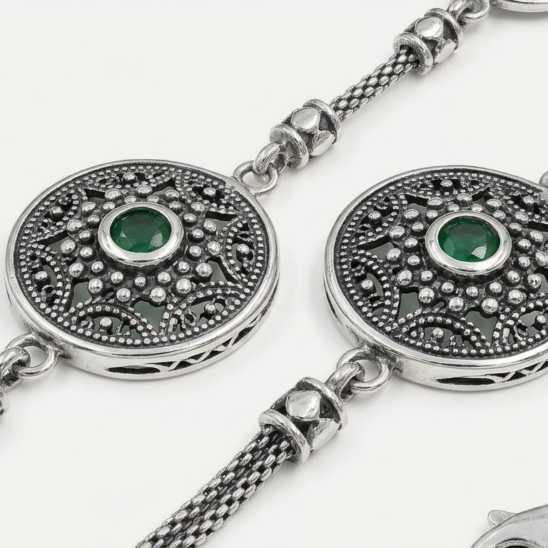 Silver Green Stone Anklet – Vintage-Inspired Ornate Jewellery