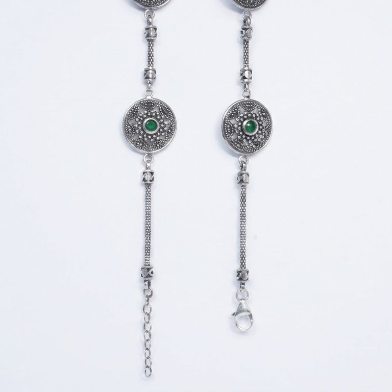 Silver Green Stone Anklet – Vintage-Inspired Ornate Jewellery