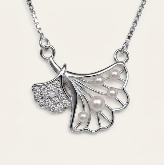 Silver Leaf Pearl Pendant Necklace – Elegant Floral Jewellery