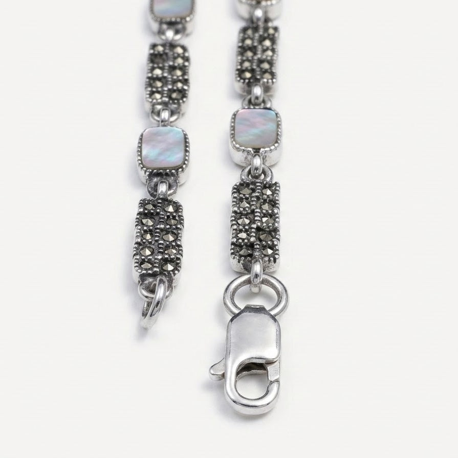 Mother-of-Pearl Style Textured Silver Anklet – Vintage Link Design