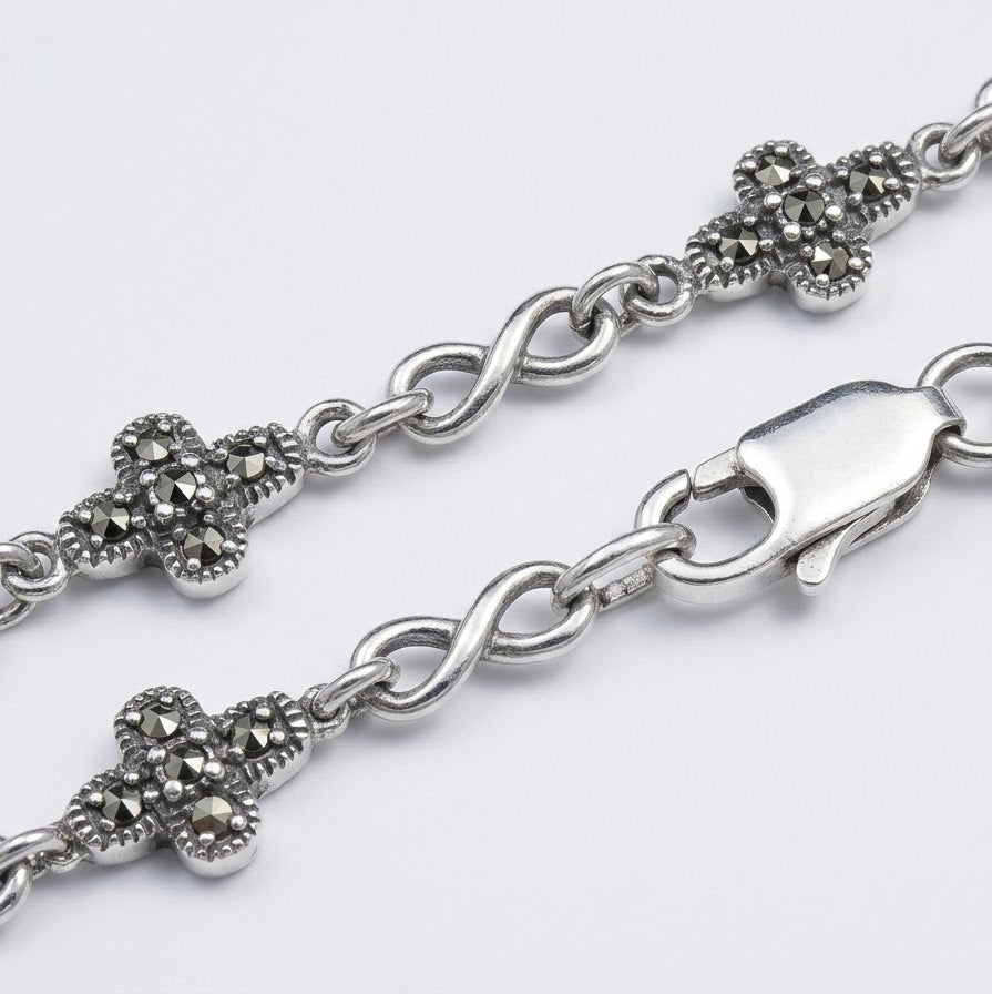 Silver Infinity & Crystal Charm Anklet – Vintage-Inspired Jewellery