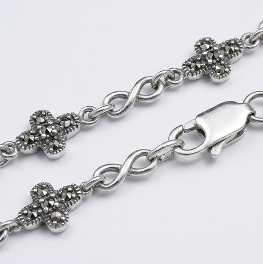 Silver Infinity & Crystal Charm Anklet – Vintage-Inspired Jewellery