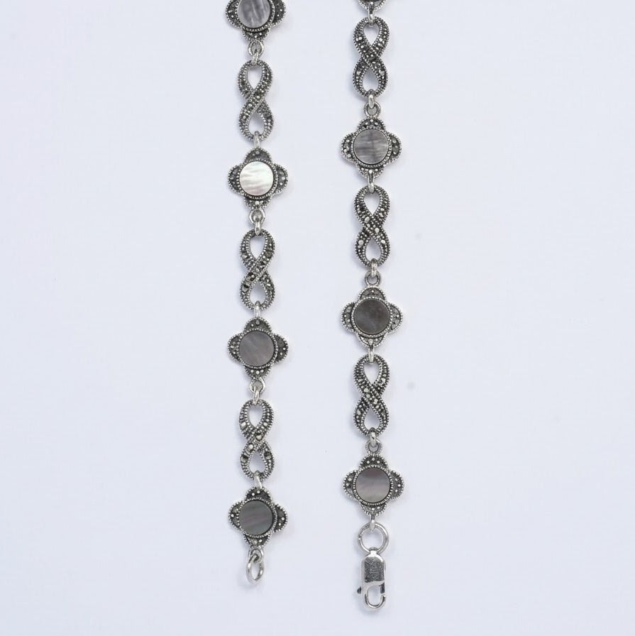 Mother-of-Pearl Style Infinity Link Silver Anklet – Vintage Design